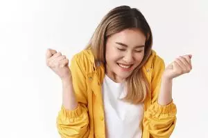 100 Kata-kata aku bahagia bersamamu, romantis dan bikin baper