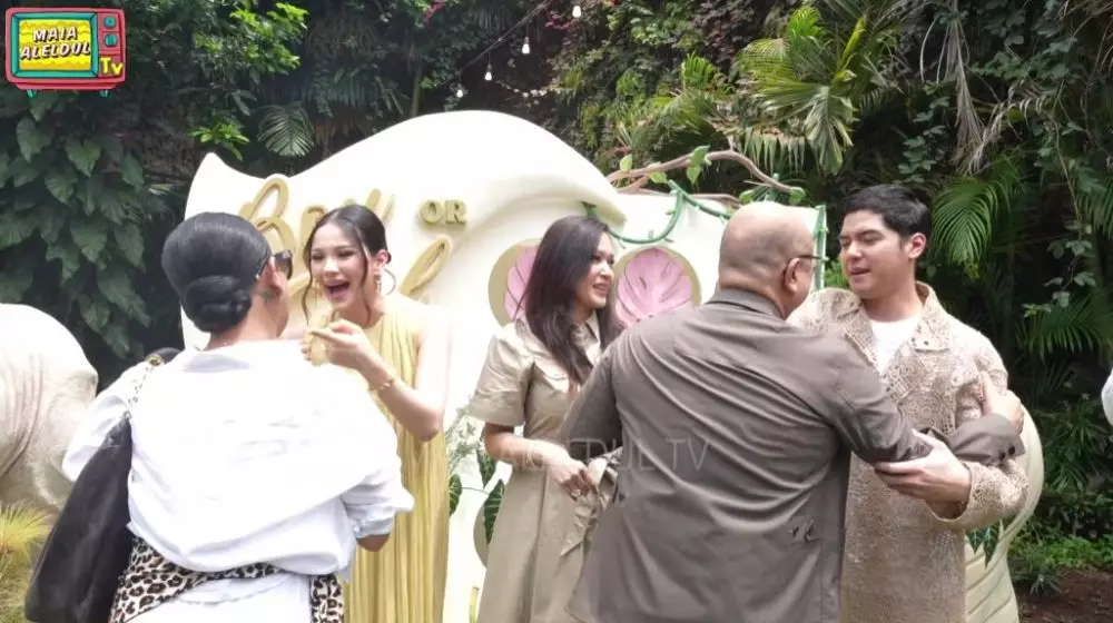perayaan pesta gender reveal Alyssa Daguise dan Al © YouTube