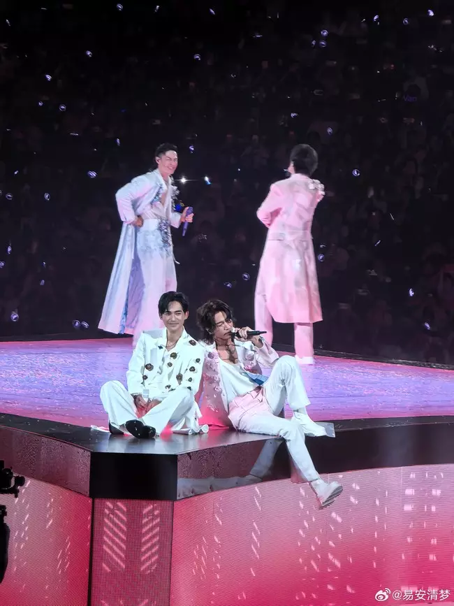 F4 Meteor Garden gelar konser reuni © TikTok