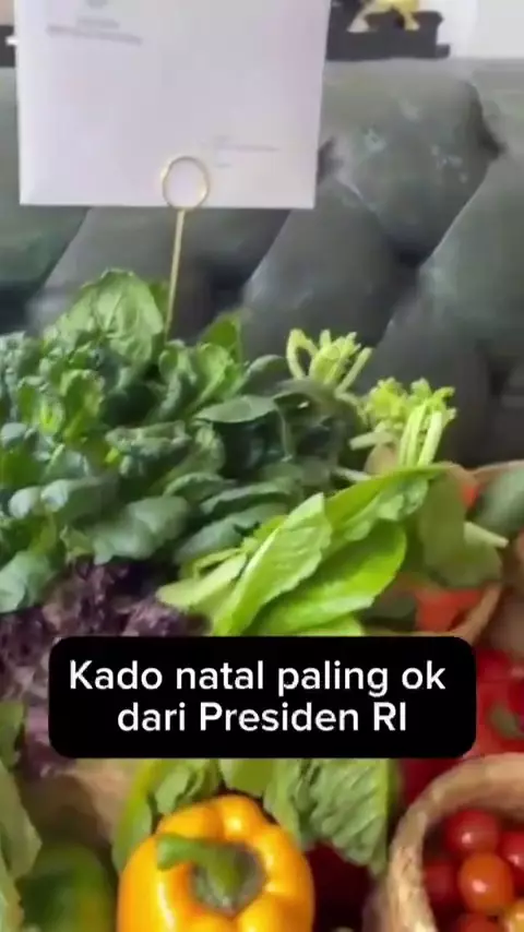 Hadiah natal Prabowo untuk Hotman Paris © 2025 Instagram