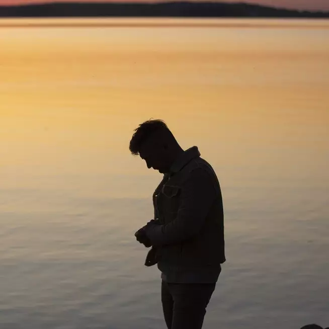 100 Kata-kata sedih lelah dengan keadaan, bantu lepaskan stres