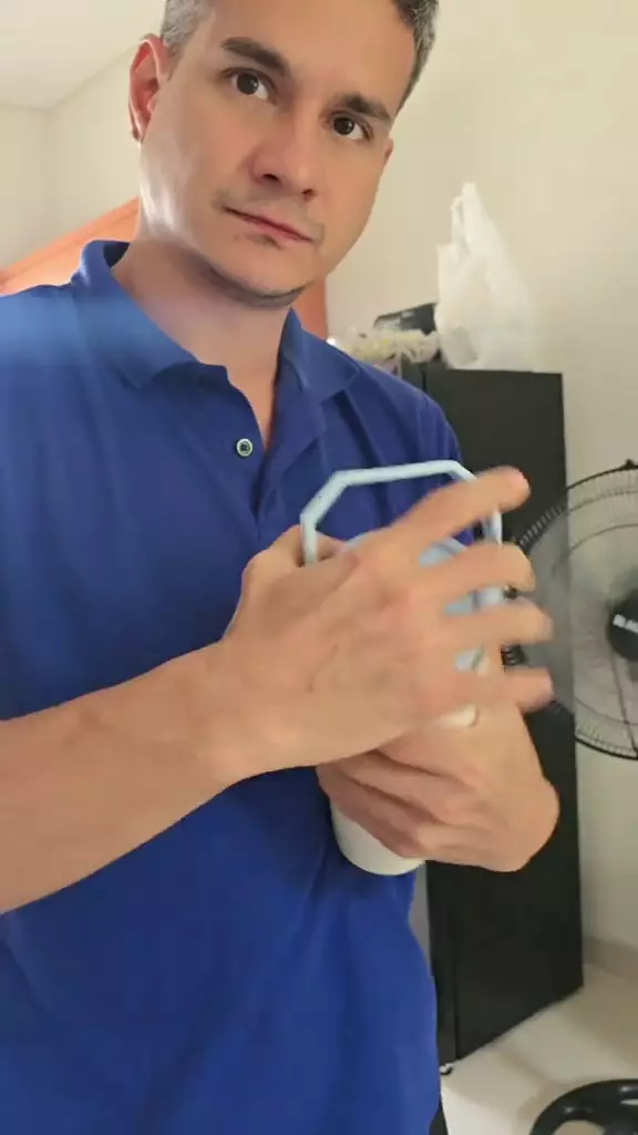 Andi Soraya beri kado ulang tahun ke Steven Emmanuel  © 2025 TikTok