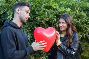 100 Gombalan satu kalimat buat PDKT, singkat tapi bikin terngiang terus