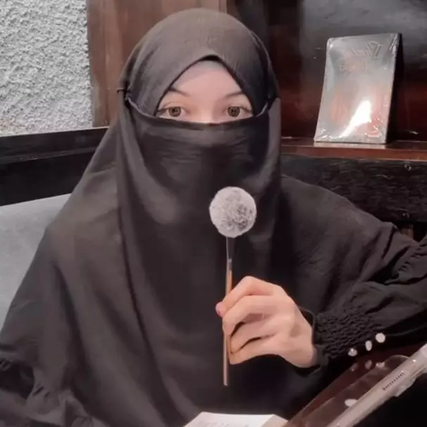 Wardatina Mawa tegaskan ogah dipoligami dengan Inara Rusli, mantap cerai dari Insanul Fahmi