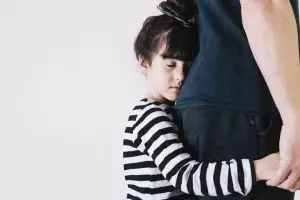 100 Kata-kata sedih jauh dari anak, penuh arti dan makna