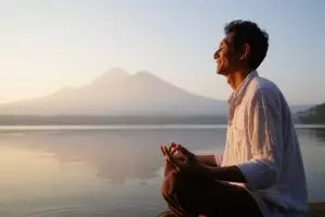 100 Kata-kata berdamai dengan masa lalu untuk melangkah lebih tenang