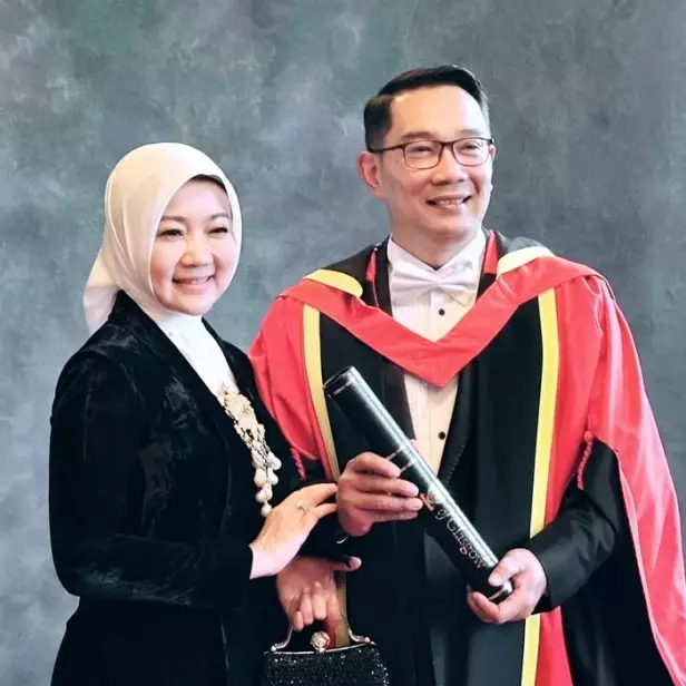 Ridwan Kamil dan Aura Kasih diduga liburan bareng di luar negeri, potret kebersamaannya viral