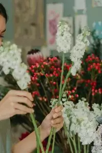 Refleksi akhir tahun bukan soal menyesali masa lalu, melainkan memahami proses hidup dengan lebih jujur.