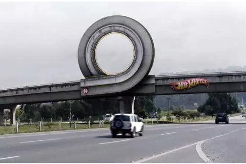 iklan billboard kreatif © Berbagai Sumber