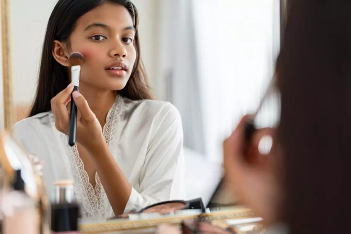 5 Tips memilih brush makeup yang bagus agar hasil makeup lebih flawless