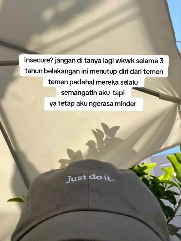 Curhatan wanita lulusan sarjana sulitnya dapat kerja © TikTok Curhatan wanita lulusan sarjana sulitnya dapat kerja © TikTok