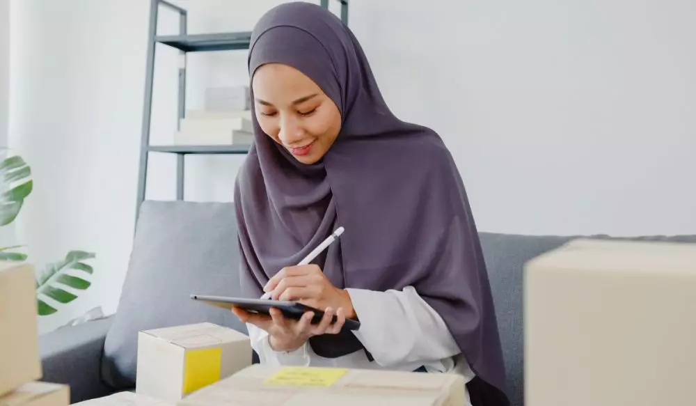 quotes ikhtiar dan tawakal dalam bekerja freepik.com