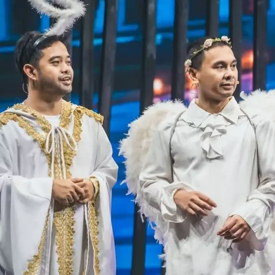 Sketsa reformasi hingga improv nyanyi jadi momen pecah di The Founder5 II: Unfinished Business