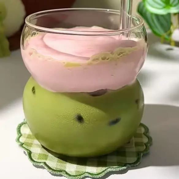 9 Resep kreasi minuman matcha latte yang creamy dan menyegarkan, siap bangkitkan mood pecinta matcha