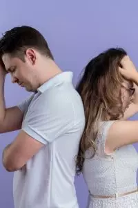 Rasanya lelah jika harus terus-menerus memberikan instruksi detail untuk hal-hal yang seharusnya bisa dilihat dengan mata kepala sendiri. 