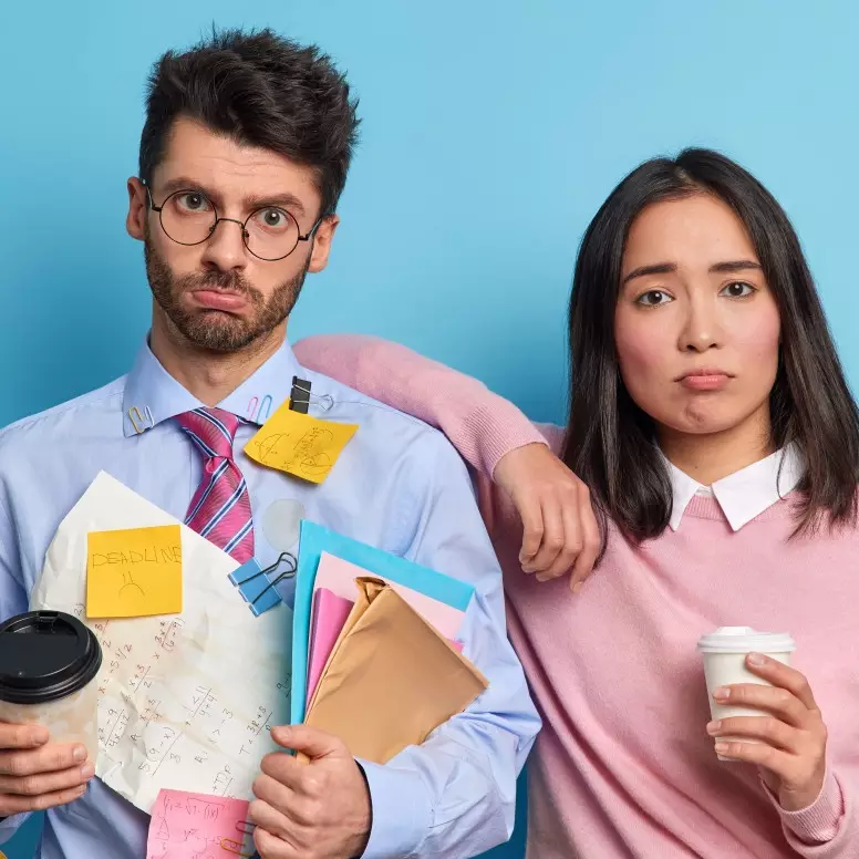 30 Kata-kata menenangkan hati saat harus beresin kerjaan teman yang cuma bisa janji manis