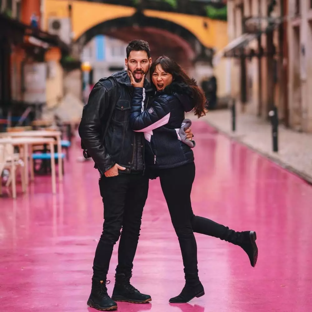 Rahasia Awet Muda Tata Cahyani Instagram @tatacahyani