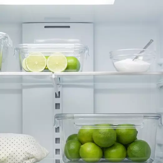 Trik menyimpan jeruk nipis di kulkas supaya tidak cepat kering dan berjamur  