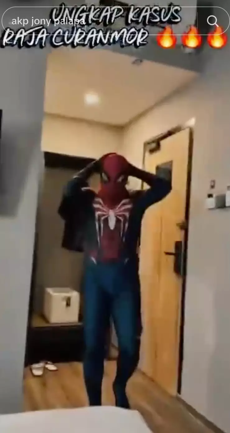 polisi nyamar doraemon spiderman TikTok @pemburubanditt polisi nyamar doraemon spiderman TikTok @pemburubanditt