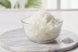 Cara simpan kelapa parut sisa agar tetap segar dan tidak tengik