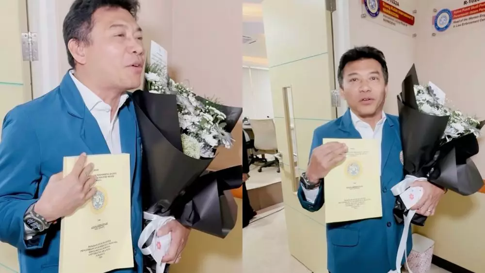 Anang Hermansyah lulus S2 Unair Instagram @ananghijau dan @pascasarjana_unair