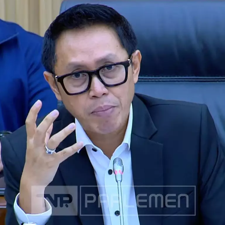 Pimpin rapat perdana usai nonaktif 4 bulan, Eko Patrio ingatkan anggota DPR jangan mengantuk