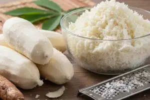 Cara menghilangkan rasa pahit singkong parut agar hasil kue lebih enak