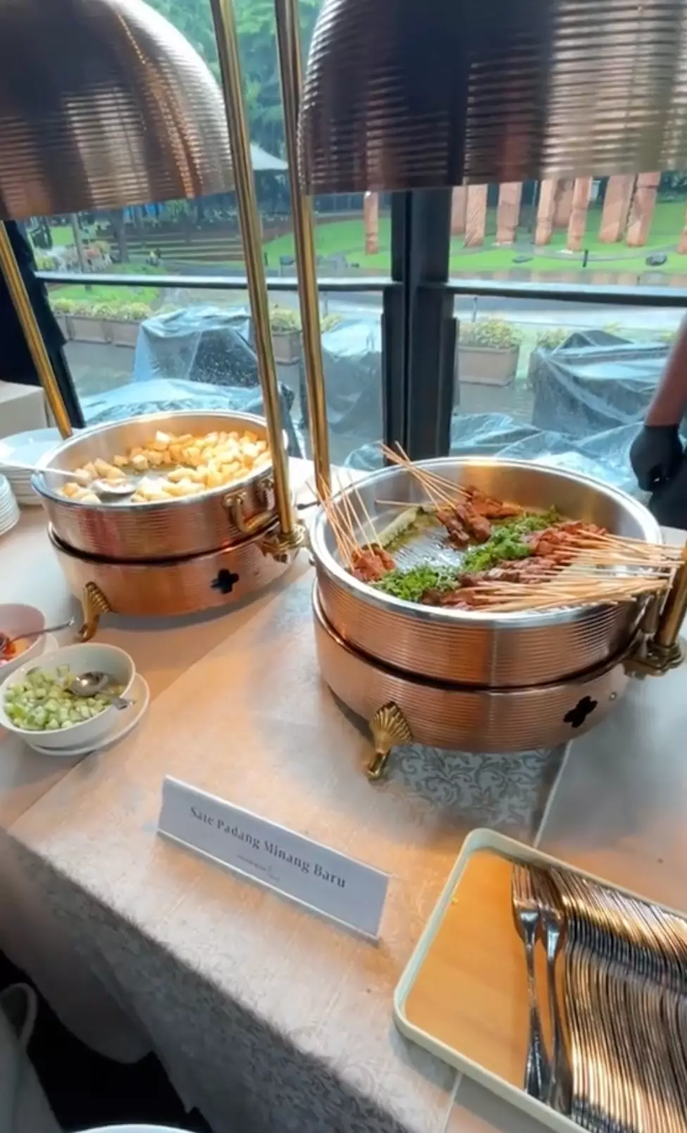 pertunangan El Rumi dan Syifa Hadju TikTok @diandramarshas pertunangan El Rumi dan Syifa Hadju TikTok @diandramarshas