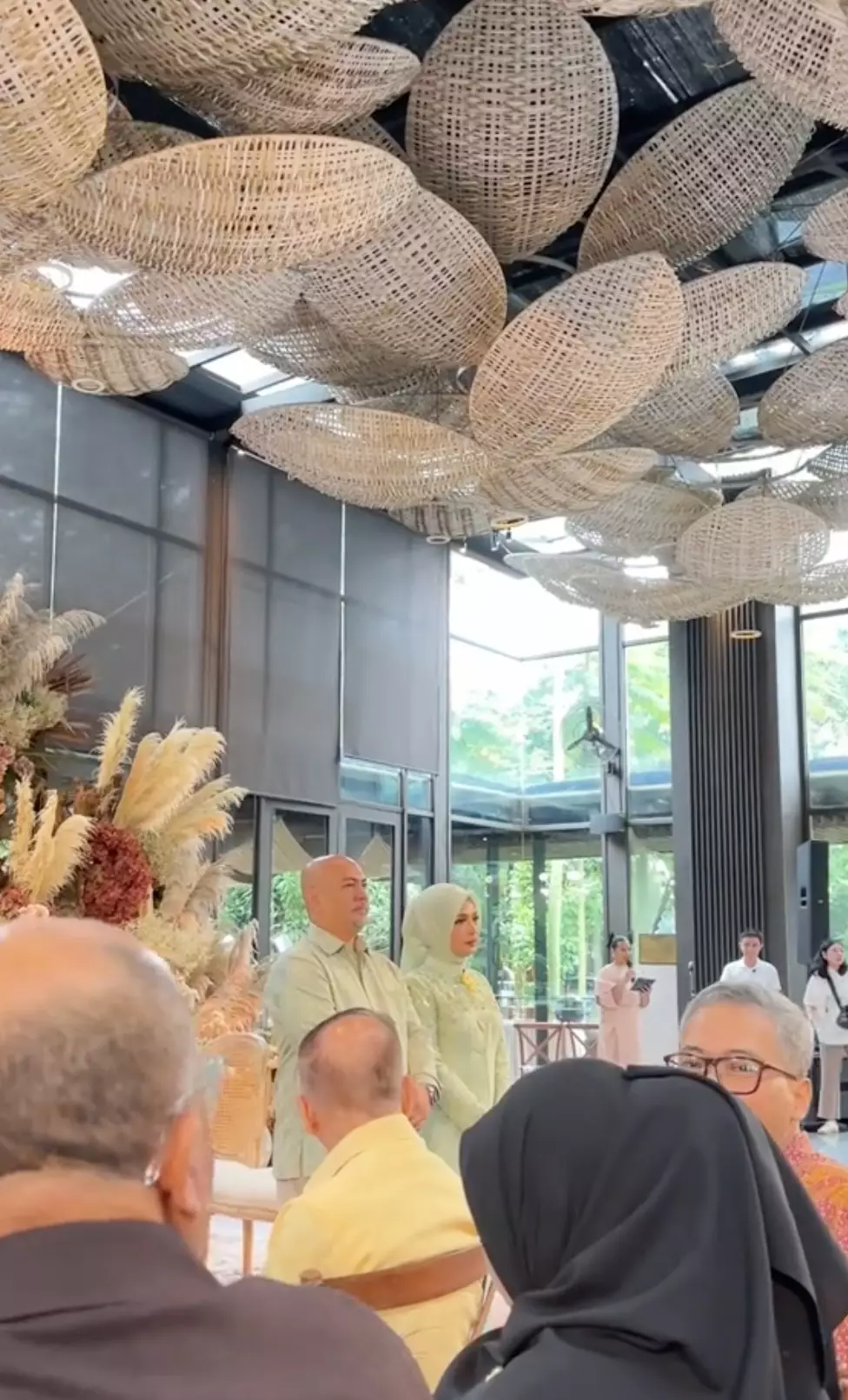 pertunangan El Rumi dan Syifa Hadju TikTok @diandramarshas pertunangan El Rumi dan Syifa Hadju TikTok @diandramarshas