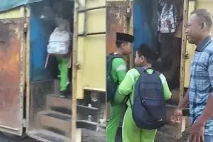 Modifikasi truk demi akses pendidikan, aksi kreatif sopir ini tuai pujian