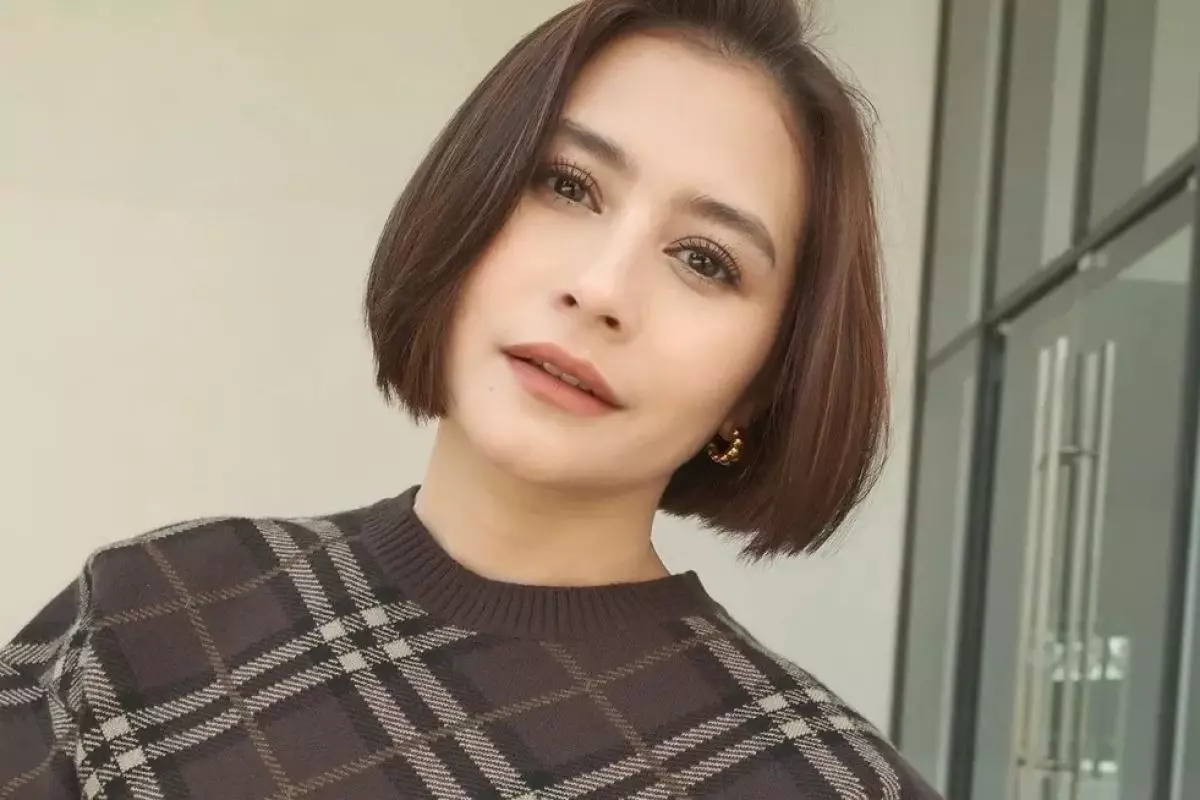 Usai pamit dari Sinemaku, Prilly Latuconsina incar posisi sales di LinkedIn