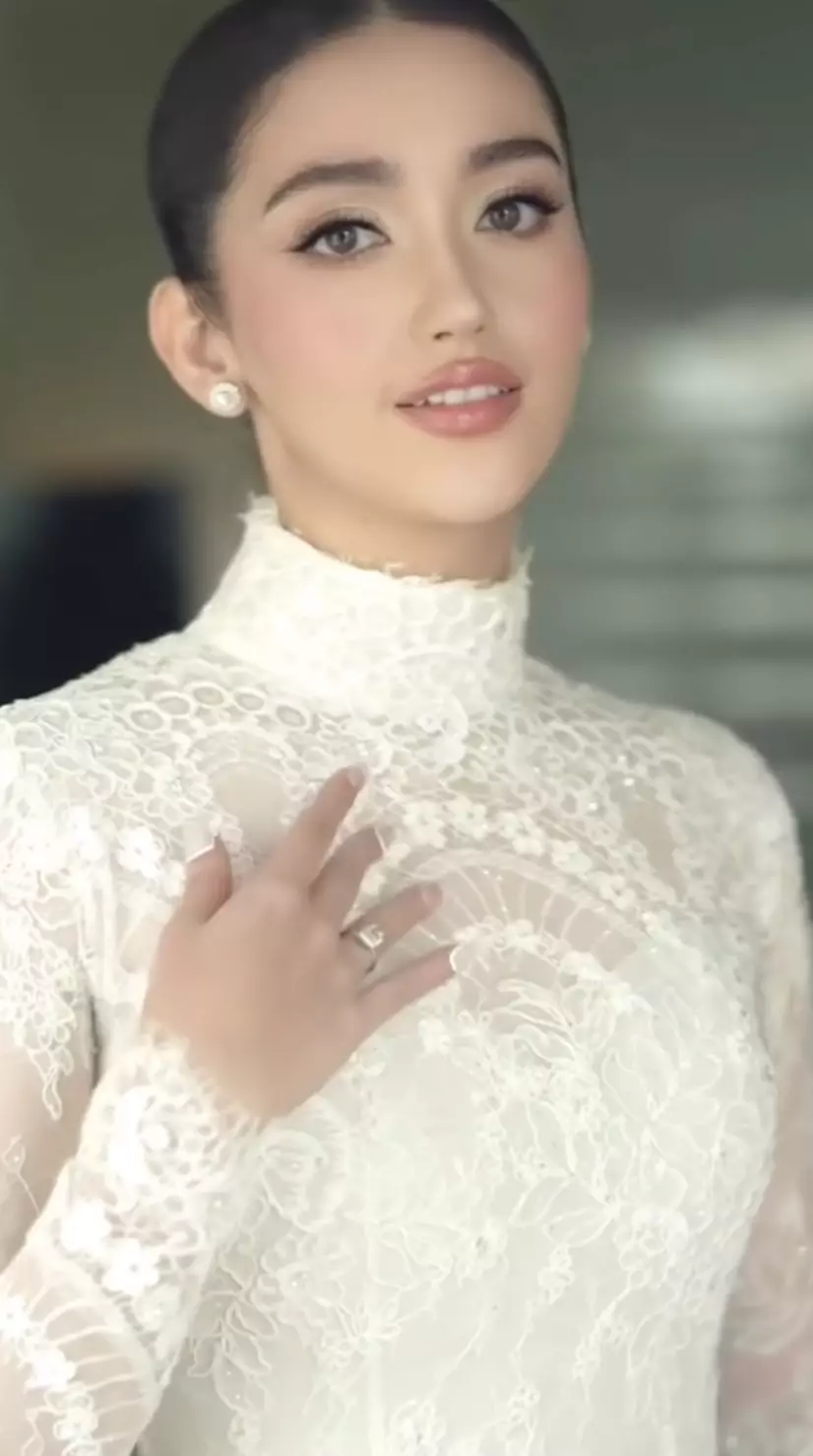 Ranty Maria menikah Instagram/@rantymaria; YouTube/Ranty Maria Ranty Maria menikah Instagram/@rantymaria; YouTube/Ranty Maria