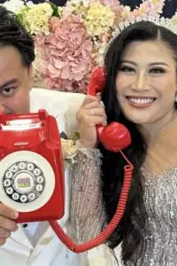 Keputusan ini terbilang cukup mendadak mengingat keduanya baru saja membina bahtera rumah tangga selama dua bulan.