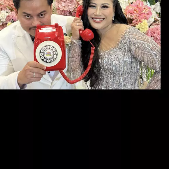 Kini gugat cerai, begini kilas balik hubungan asmara Boiyen dan Rully