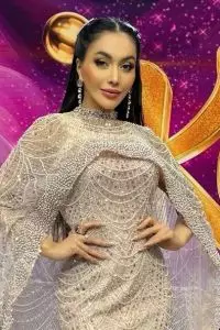 Pihak kuasa hukum Denada menyoroti adanya perbedaan besar antara pernyataan Ressa Rizky Rossano di ruang publik dengan fakta dokumen pengadilan