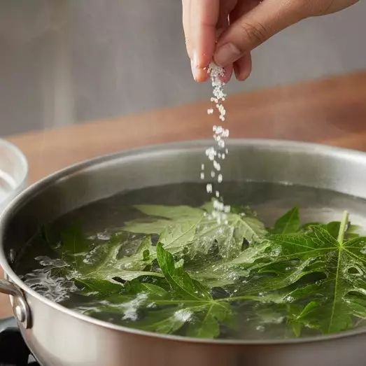 Cara menghilangkan pahit daun pepaya paling ampuh untuk lalapan dan tumisan, warnanya juga segar hijau