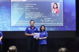 Profil Merry Riana, motivator 