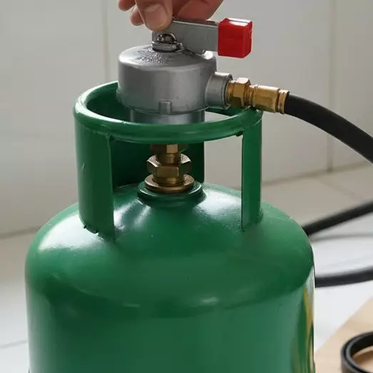 Solusi darurat atasi gas elpiji berdesis, aman dan murah selain ganti seal merah