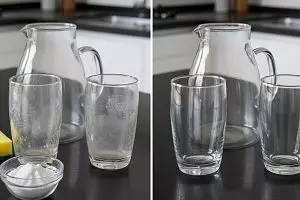 Cara membersihkan gelas kaca buram tanpa sabun, rahasianya ada di baking soda