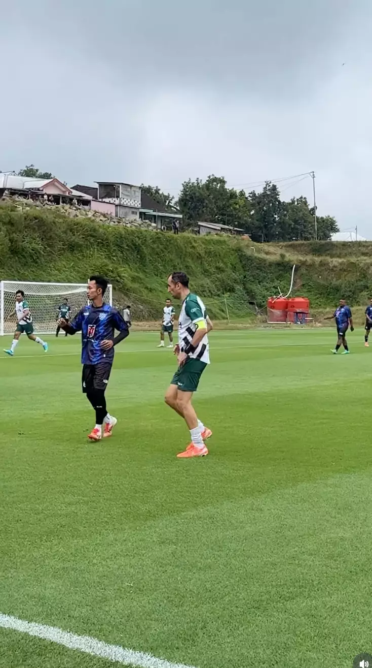 Gelora Desa Karang Karanganyar © 2026 brilio.net