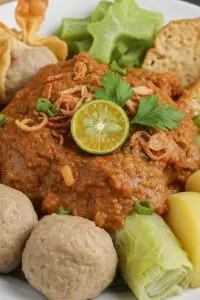 Resep siomay Bandung kenyal dan gurih, rahasianya ada pada campuran labu siam
