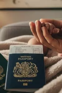 Berawal dari kasus alumni penerima beasiswa yang menyatakan anak keduanya memiliki paspor Inggris yang kuat ketimbang paspor Indonesia.