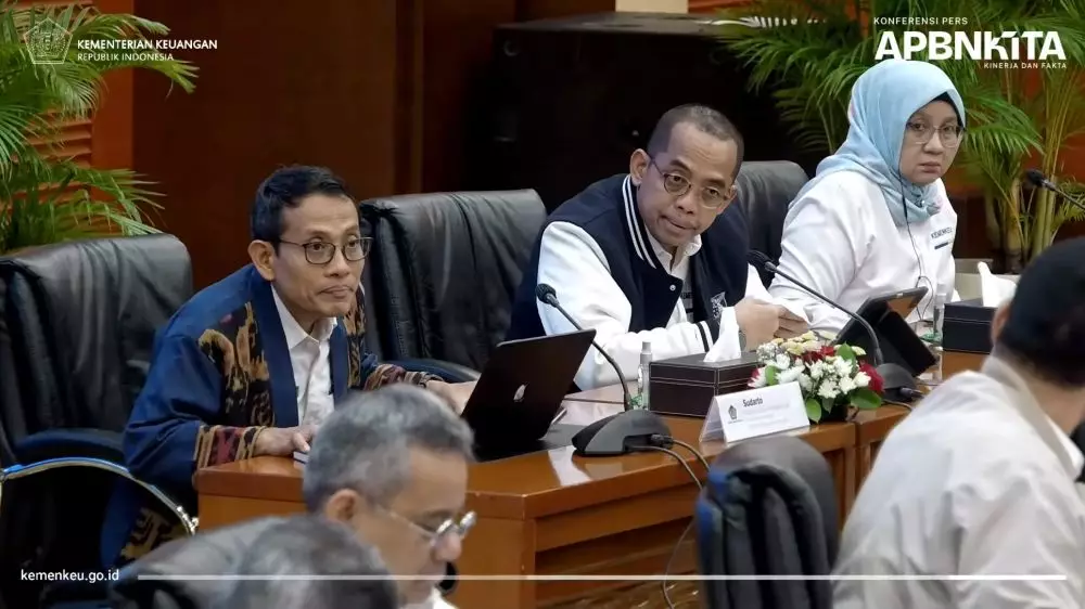 Dwi Sasetyaningtyas diblacklist YouTube/Kementerian Keuangan RI; Instagram/@sasetyaningtyas Dwi Sasetyaningtyas diblacklist YouTube/Kementerian Keuangan RI; Instagram/@sasetyaningtyas