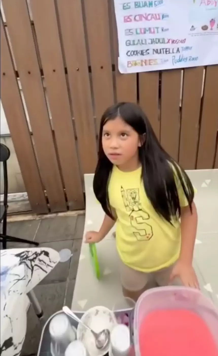 Anak Ibnu Jamil jualan takjil Instagram/@ibnujamilo