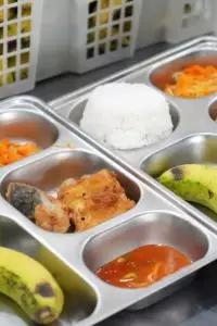 Nanik merinci beberapa komponen biaya dan peruntukannya.