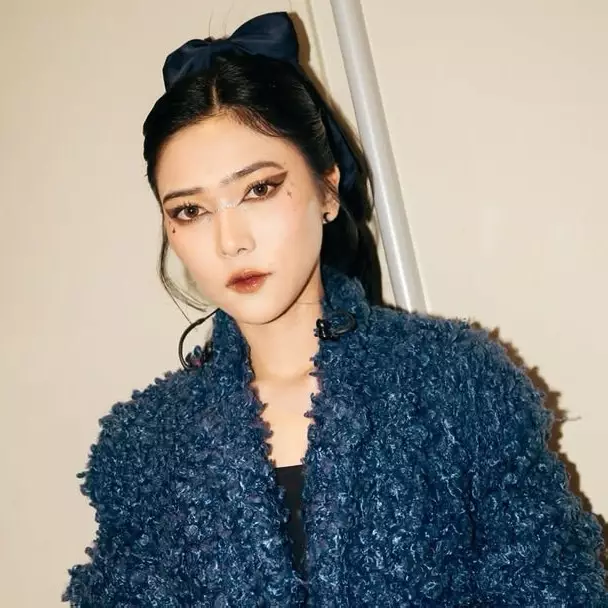 Terseret polemik alumni LPDP, Isyana Sarasvati tegaskan bukan penerima beasiswa