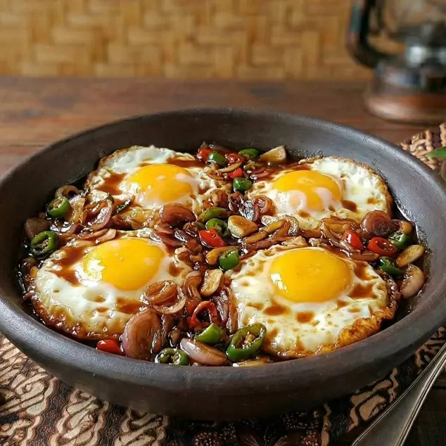 5 Cara masak telur agar tidak bosan saat Ramadan, stok lauk praktis dan tahan lama