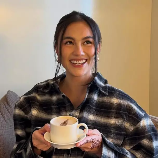 Klarifikasi Agnez Mo soal kabar dirinya terjebak situasi tegang di Dubai