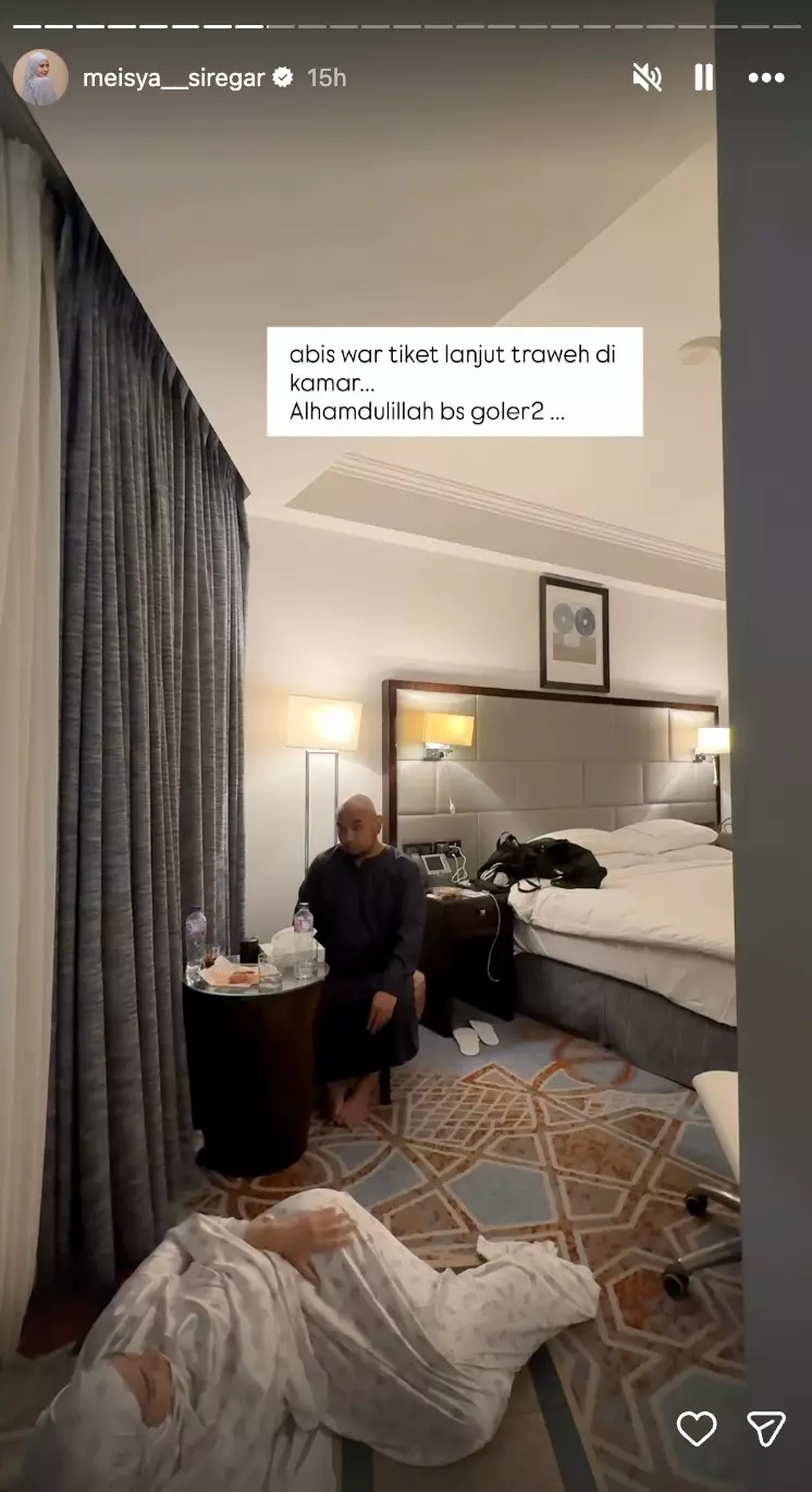 Meisya Siregar Nyaris Batal Pulang Umrah Instagram/@meisya__siregar Meisya Siregar Nyaris Batal Pulang Umrah Instagram/@meisya__siregar