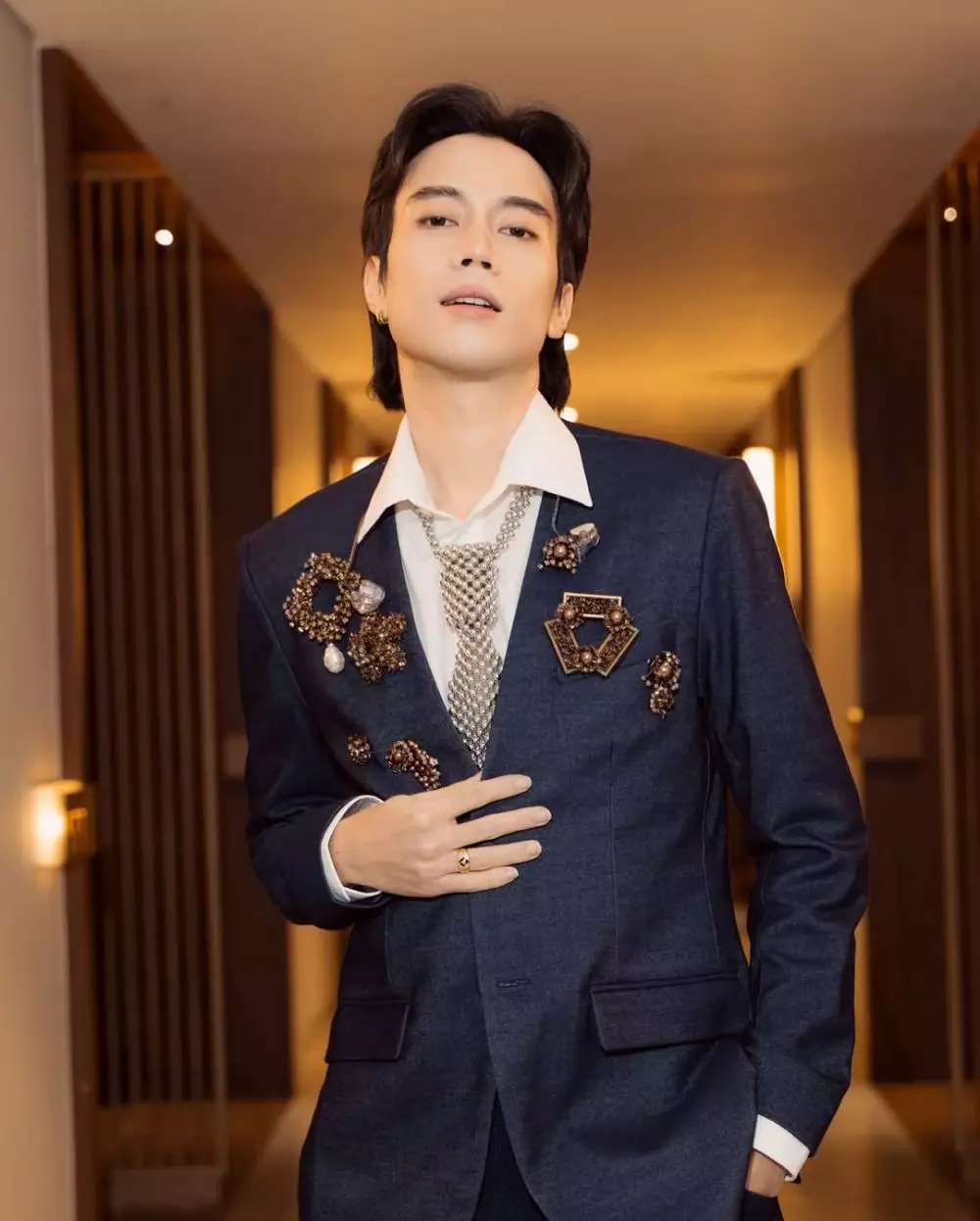 Nadin Amizah Berdoa Untuk Vidi Aldiano Saat Konser foto: Instagram/@cakecaine foto: Instagram/@vidialdiano